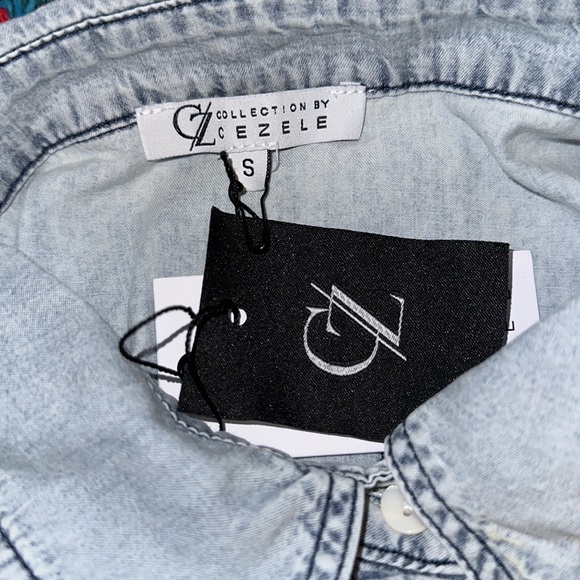 💕NWT Boutique Ruffle Collar Western Denim Button Down Shirt - Picture 7 of 8